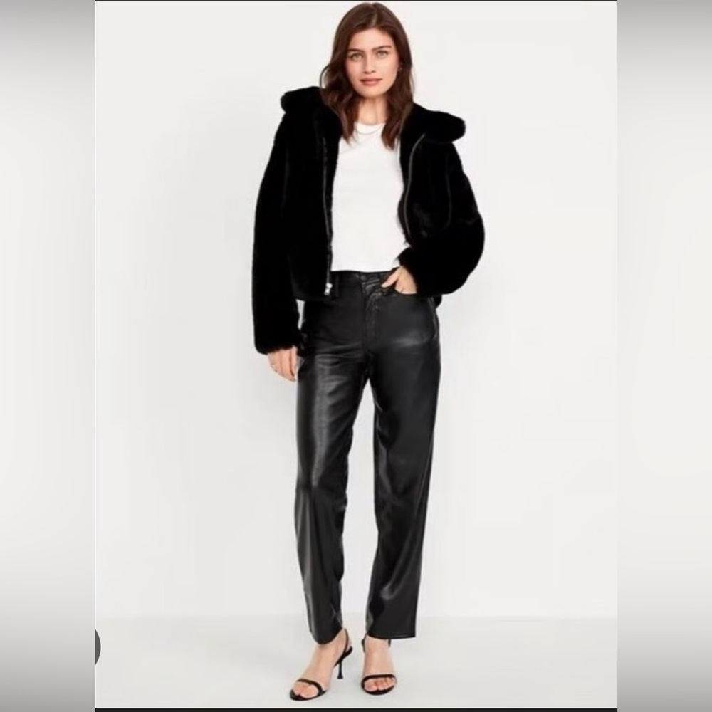 Old Navy OG Loose Faux Leather Pants - Tall Size 12